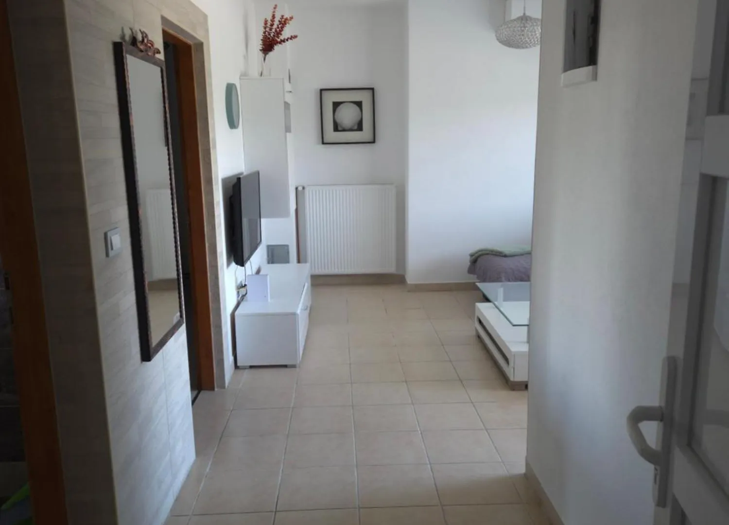 Apartments Nicole Wera Nin